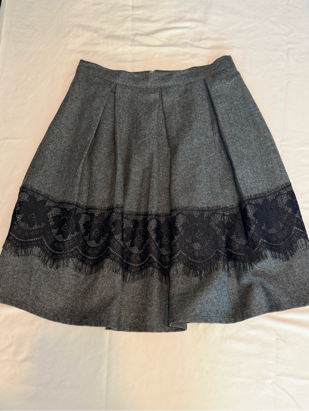 ModCloth Whirl Record Wool Blend A-line Swing Skirt with Lace & Pockets Medium
